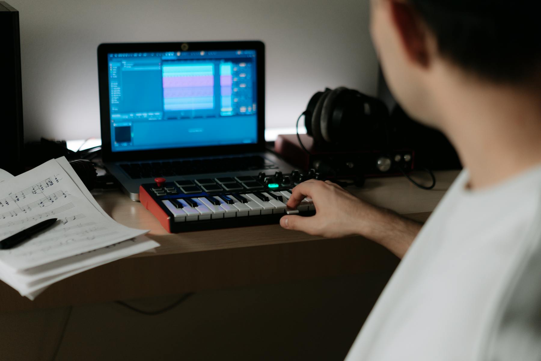 DX-88 Stage Keyboard 舞台键盘